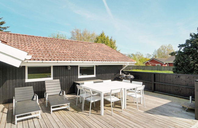 Vibrant Holiday Home in Slagelse near Sea - Photo 17