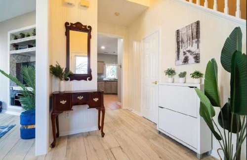 Tropical Oasis with Tiki Bar, Firepit, Seasonal Pool - Foto 80