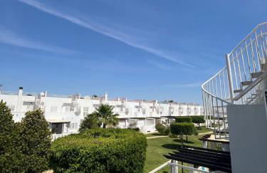 Duplex en urbanización con piscina comunitaria y wifi - Foto 13