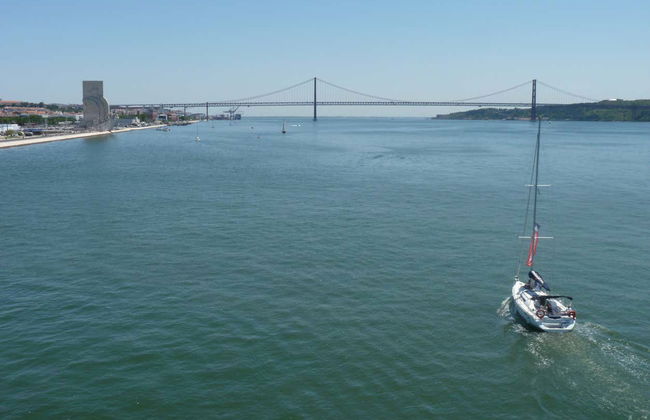 Giro in veliero a Lisbona - Foto 2