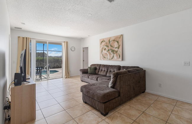 5/3 Pool Home Located in Sunset Ridge Community! - Foto 3