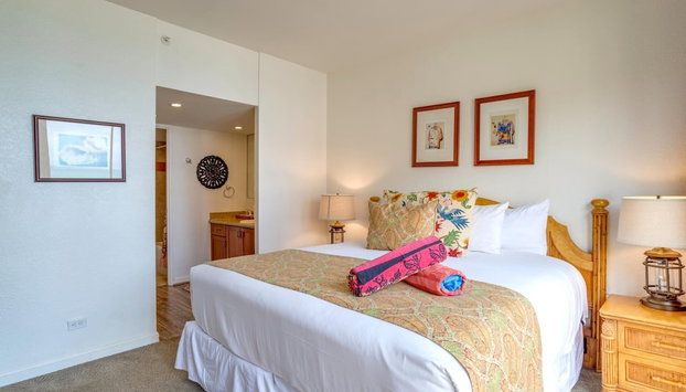 KBM Resorts FREE CAR Kaanapali Shores Ocean view 2-Bedroom Condo Steps to Pool and Beach KS-535 - Foto 5, Habitación