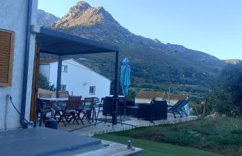 Maison neuve Vue imprenable Piscine et spa - Foto 10