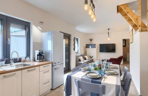 Romantisches Ferienhaus mit Jacuzzi, BBQ, WiFi - Foto 15