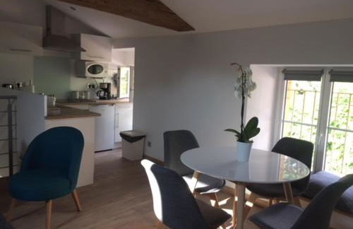 Gîte des Charmilles /La Maison des Gardes - Foto 11