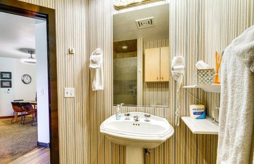 Ski-InandSki-Out Solitude Condo with Rooftop Hot Tub! - Foto 12