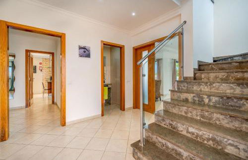 Villa Ruana - 5 bedrooms on Suite- Free out door Hot Jacuzzi - By Bedzy - Foto 23