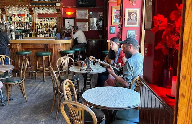 Spacious 4 Bedroom Apartment Near The Meadows/old Town - Foto 23