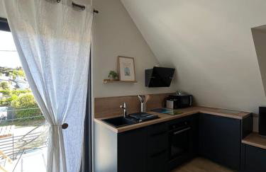 STUDIO Vue Mer plage immédiate - Photo 12