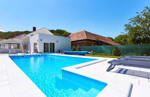 6 Bedroom Stunning Home In Podgrade - Foto 1