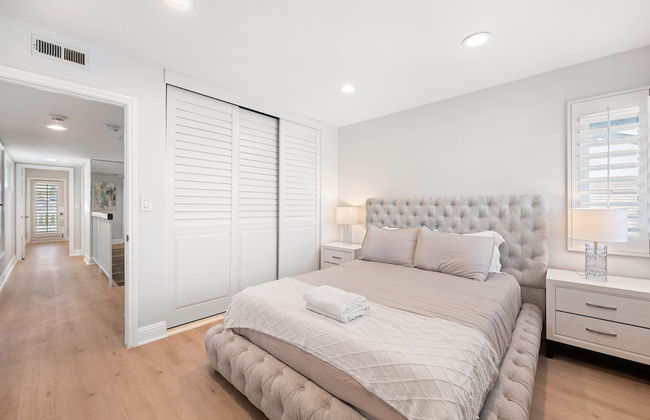 Waterfront Retreat With Stunning Views Modern Co - Foto 76