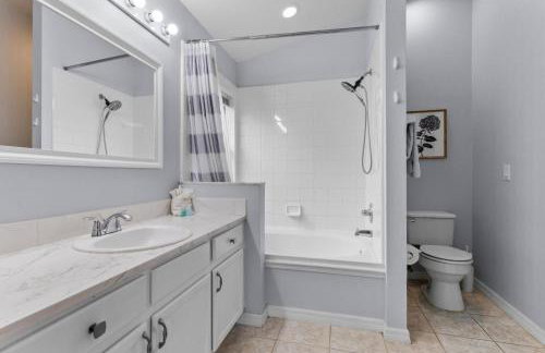 Orlando Family Retreat 4BR, Private Pool and Lake - Foto 29