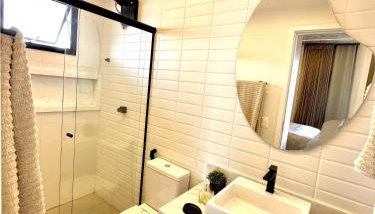 Lindo flat em prédio luxuoso - Excelente localização - Foto 4