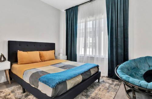 Dallas Escape w/ Rooftop + Yard • Sleeps 10 - Foto 20