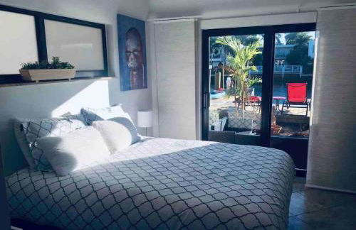 1BR C direct on the water shared deck Free kayaks - Foto 2