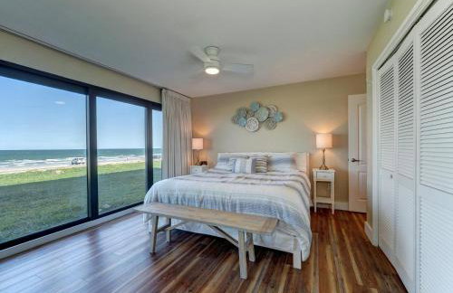 On the Beach Beachfront Condo Direct View & Access to Beach Heated Pool Island House Condominiums Unit 113 - Foto 23