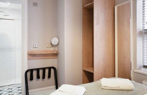 NEW! Luxury 1BR in Hartlepool - Photo 30