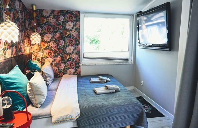 Holiday Home Right on the Lake, Sauna, Jacuzzi - Foto 6