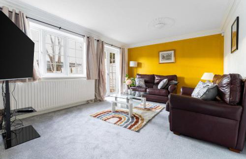 Purley House-Sleeps 8-Near Gatwick-Games Room - Foto 22