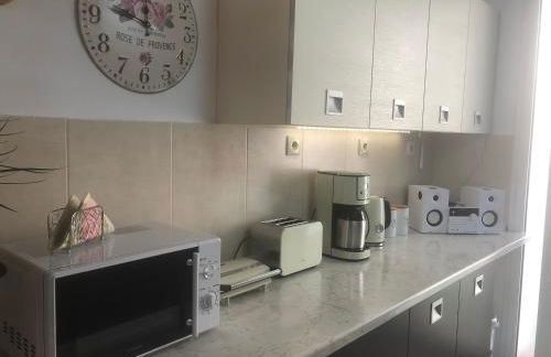 Casa Fiore - 2 Bed House 10 Mins Walk to Centre - Photo 12