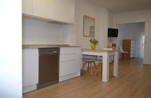Floridos Playa Piso reformado de 2 habitaciones a 50m de la playa - Foto 23