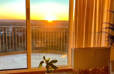 Best Butler Skyline Lodge City Apartment Netflix - Foto 24