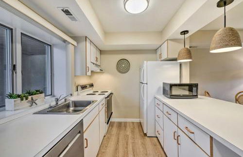 Brigantine Condo with Beach Access and Pool Views - Foto 13