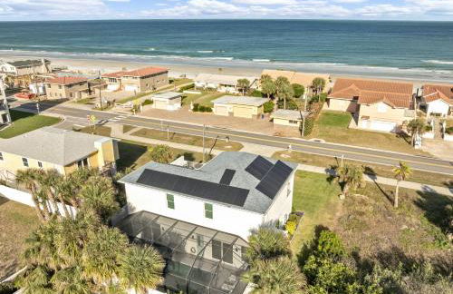 Ponce Inlet Surf Villa- Steps to beach with pool and spa! - Foto 8