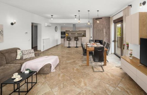 4 Bedroom Gorgeous Home In Nova Vas - Foto 25