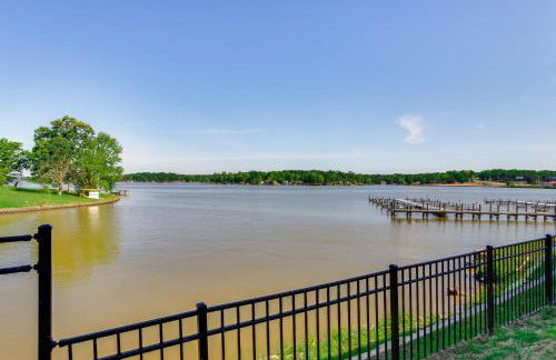 Steps to Lake Greenwood Waterfront Gem with Patio - Foto 25