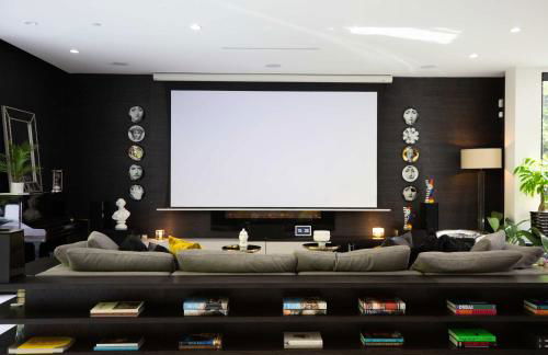 NEW Modern Oasis off Melrose - Rooftop - Pool - Photo 2