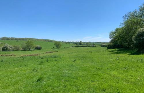 Vale View - Sleeps 6 - Pets Ok - Garden - Parking - Photo 25