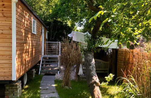 Zirkuswagen mit Outdoor Whirlpool und Garten - Foto 4