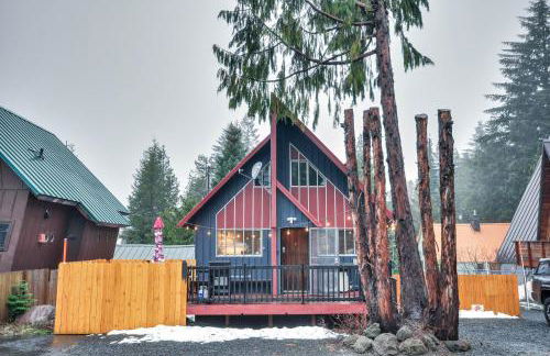 Inviting Mt Hood Cabin with Porch 1 Mi to Skibowl! - Foto 1
