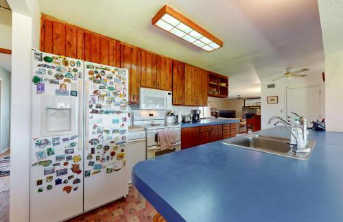 Hilltop Sierra-View Home Ranchito Retreat with Pool - Foto 9