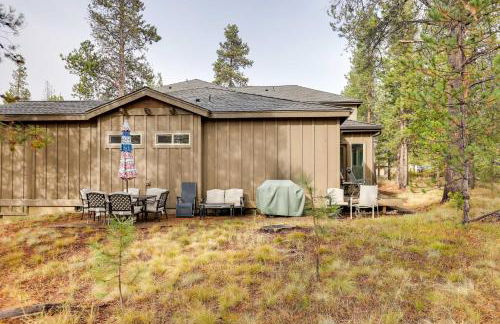 Indoor Entertainment Forested Sunriver Retreat! - Foto 39