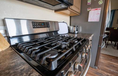 Hillcrest Chalet - Spa - Firepit - Views - USAFA - Foto 37