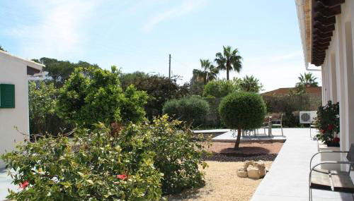 Ferienhaus S´Embat - Foto 3, Garden, Garden view