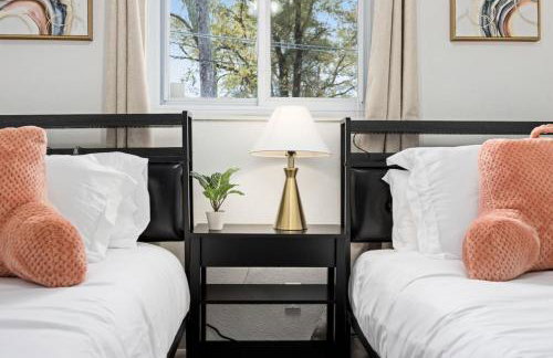 Poolside Palisade - A Fun Family Retreat for 6 - Foto 4