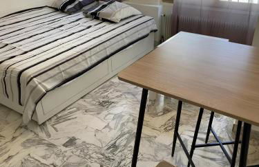 Studio 50 m de la mer - Centre - Proche mer - Foto 9