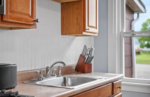 Slick&Spacious 2 Bdr Apt Natrona Hts - Photo 11