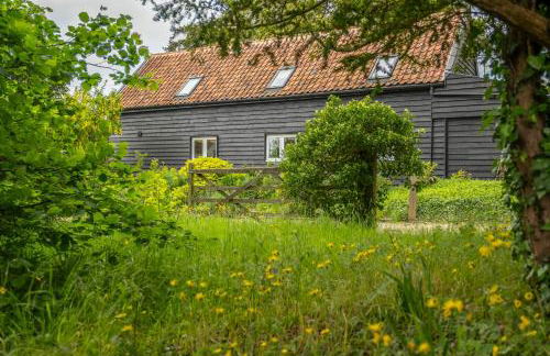 Dedham Vale Cottage with Swimming Pool mid May to mid Sep - Yew Tree Barn - Foto 6