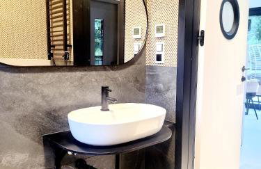 Vilanovka - domki z prywatną balią przy stawie i lesie - Foto 38