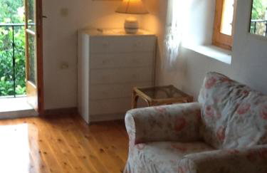 The "M" House - Photo 17