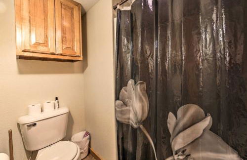 Walk to Table Rock Lake Spacious Home with Deck! - Foto 15