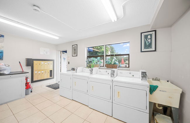 Riverwatch Apartments by Lowkl - Photo 51