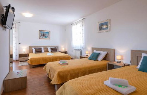 Nice Home In Hr-52215 Vodnjan - Foto 33