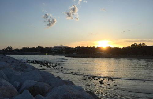 Charming 1 bedroom suite with shared kitchen next to Puerto Banus - Foto 25