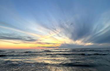 Charming Cottage w Hot Tub - Foto 13