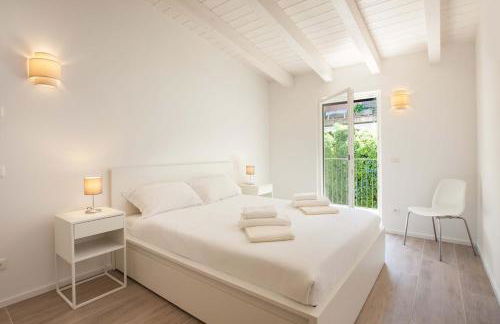 Modern Apartment with Lake View - Foto 2